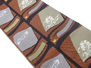 色紙に花唐草模様織出し名古屋帯